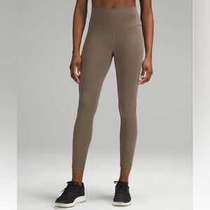 Lululemon Wunder Train 25” size 4
